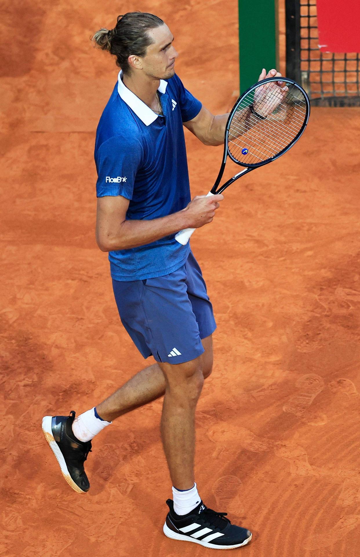 九游娱乐-德约科维奇遭遇五持续失利，TL教练压力巨大！