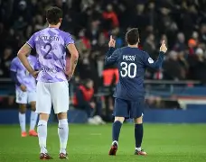 九游娱乐-关于Karsa连续十场比赛得分超过逆转，巴黎圣日耳曼挑战极限！的信息