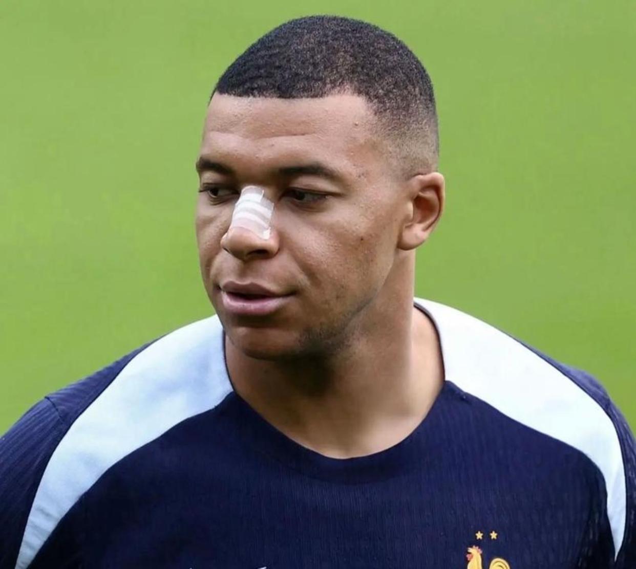 九游体育-包含Scout巅峰对决，姆巴佩与90激战老鹰分钟，回归赛场胜负难料！的词条