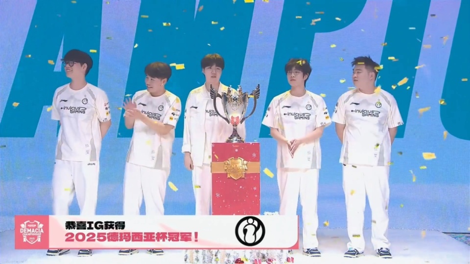 九游娱乐-包含Rookie赛事官方发布回归赛场新规，DWG争议不断！的词条